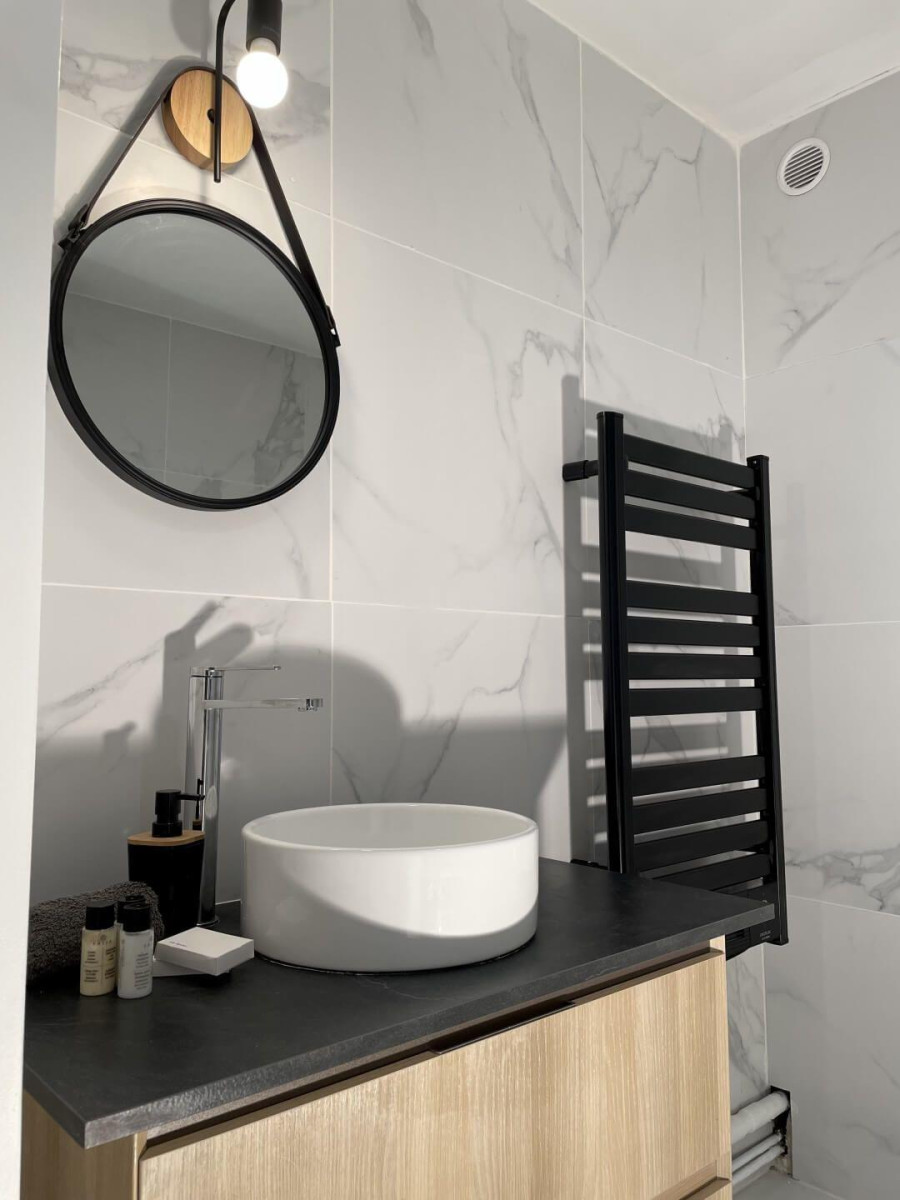 
                                                Location
                                                 Beau 2P meublé 30m²