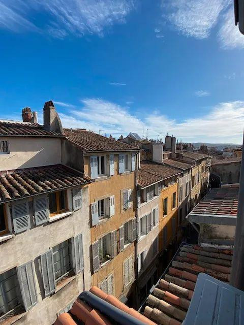 
                                                Location
                                                 Beau 2P meublé 30m² Aix Centre Historique