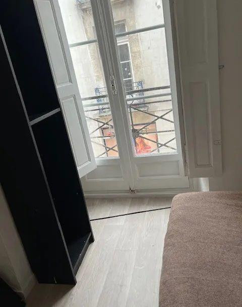 
                                                Location
                                                 Beau 2P meublé 30m² juste rénové plein centre