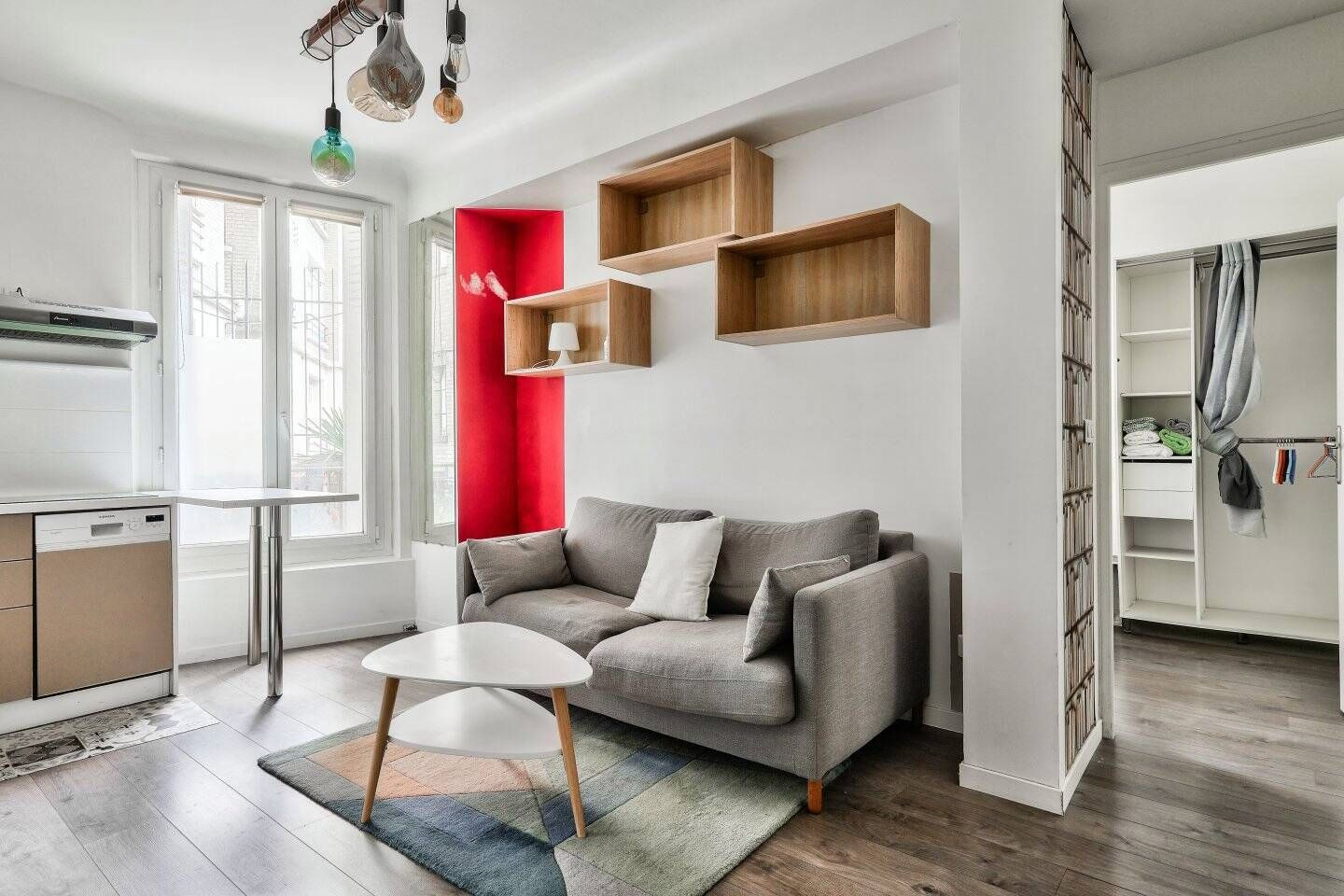 
                                                Location
                                                 Beau 2P meublé 30m² sur cour