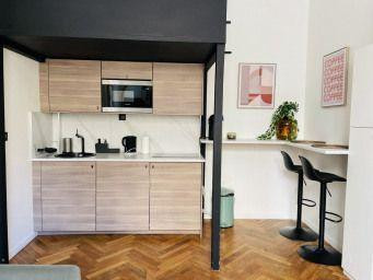 
                                                Location
                                                 Beau 2P meublé 31m²