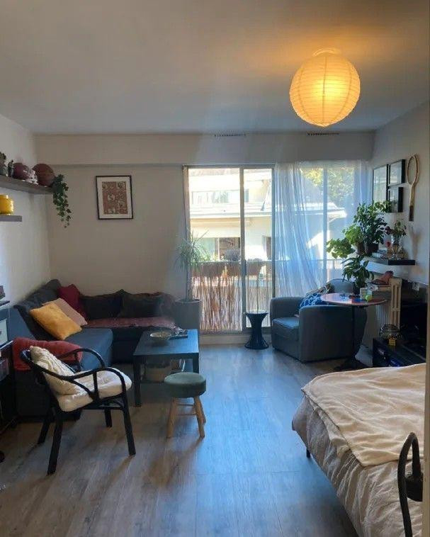 
                                                Location
                                                 Beau 2P meublé 32m² avec balcon et parking