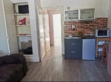 
                                                Location
                                                 Beau 2P meublé 32m² avec cour et jardin privatifs