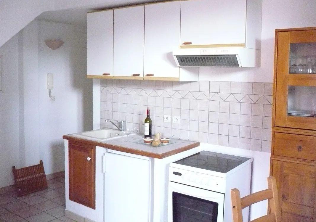 
                                                Location
                                                 Beau 2P meublé 32m2 Centre Aix-en-Provence