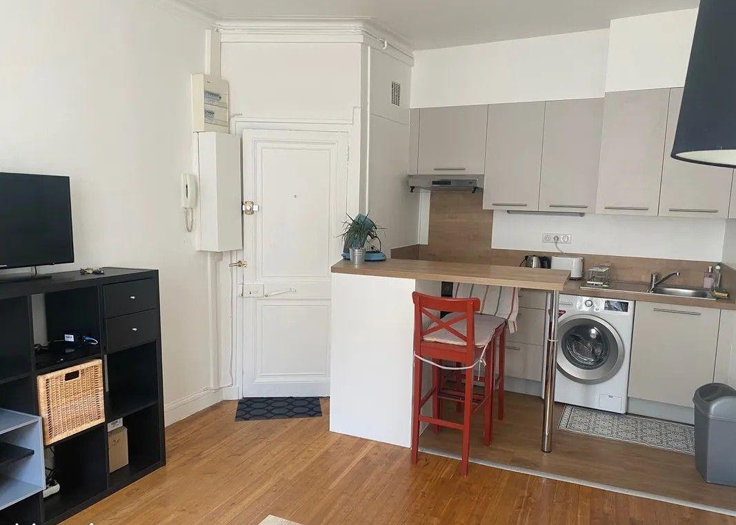 
                                                Location
                                                 Beau 2P meublé 34m² entièrement rénové