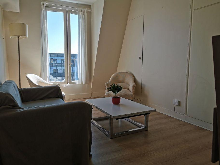 
                                                Location
                                                 Beau 2P meublé 34m² proche Champs de Mars