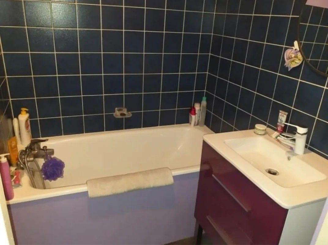 
                                                Location
                                                 Beau 2P meublé 34m² très lumineux et calme