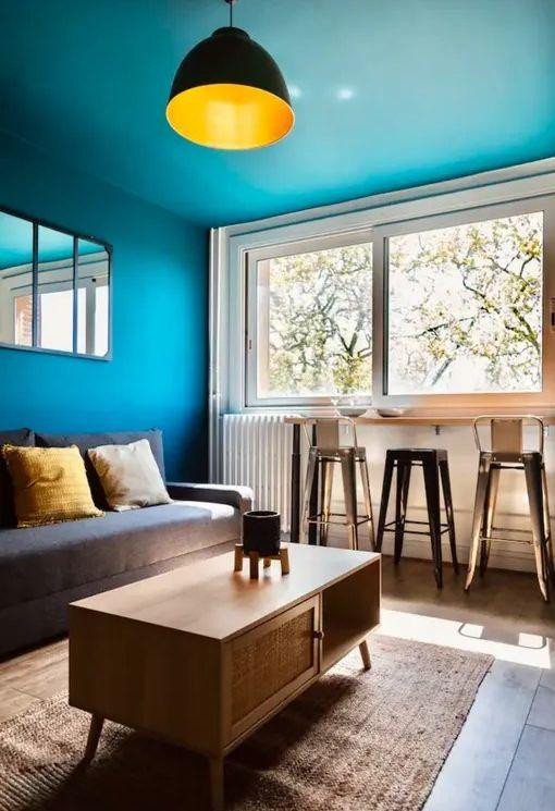 
                                                Location
                                                 Beau 2P meublé 35m²