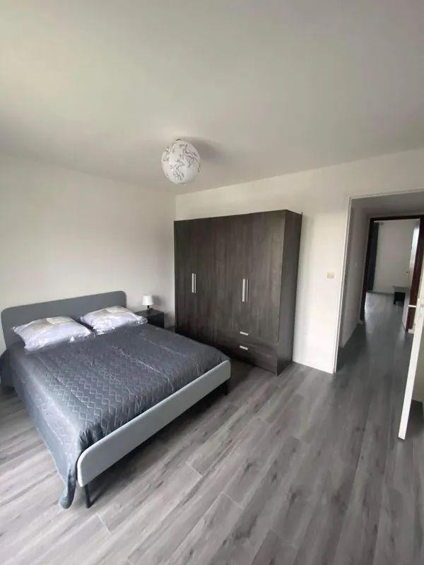 
                                                Location
                                                 Beau 2P meublé 35m² à Noisy limite Montreuil