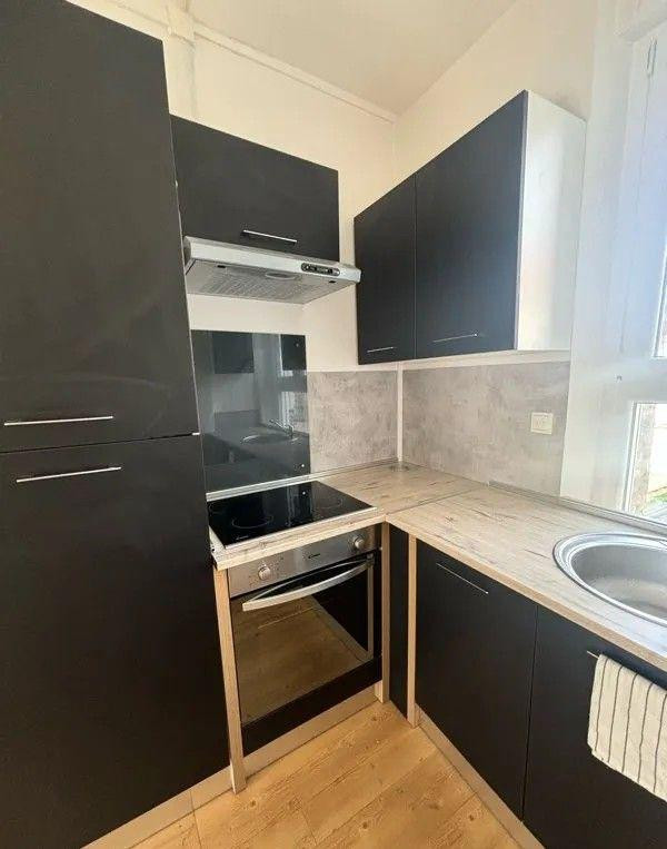 
                                                Location
                                                 Beau 2P meublé 35m² lumineux proche centre-ville