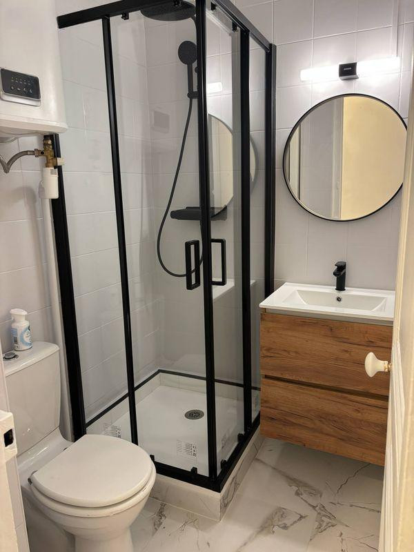 
                                                Location
                                                 Beau 2P meublé 35m² rénové