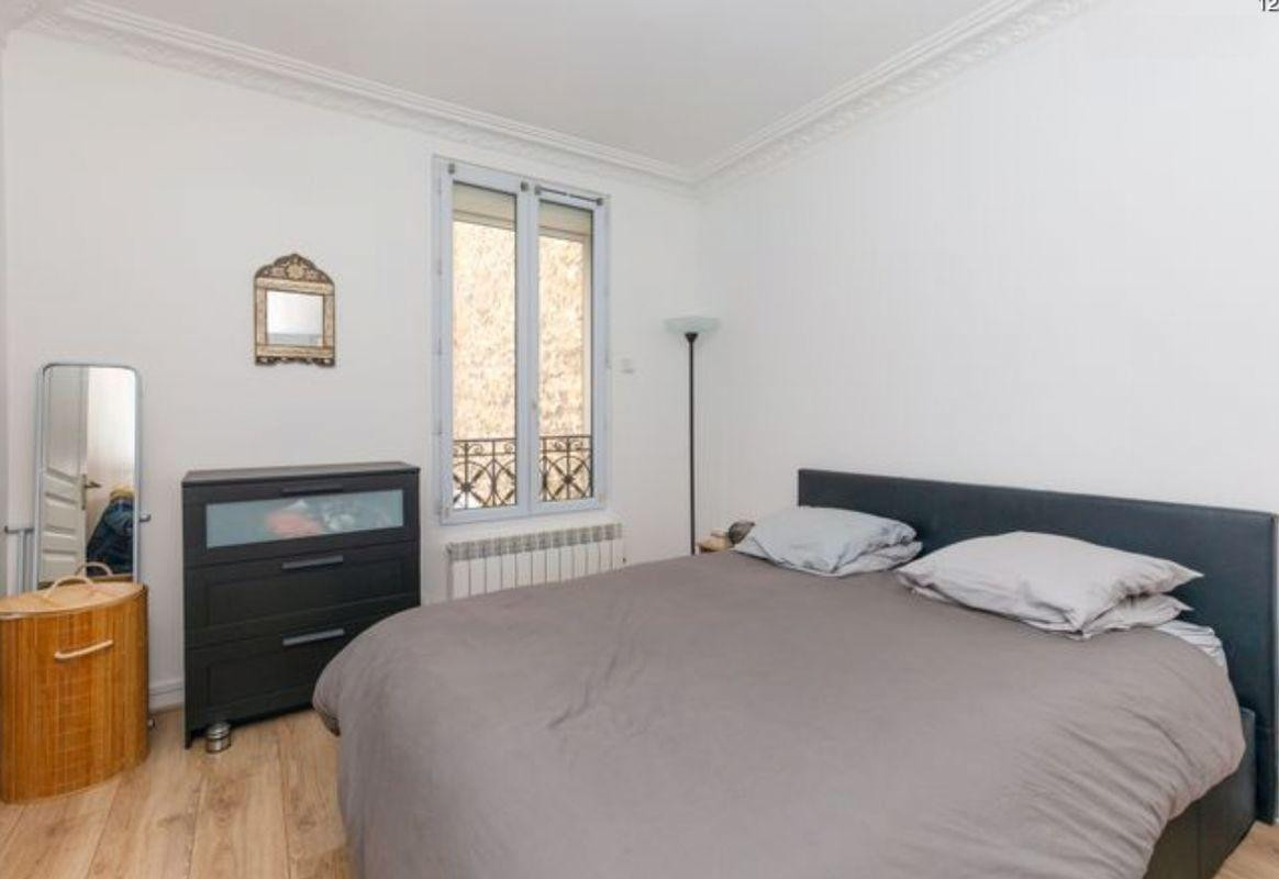 
                                                Location
                                                 Beau 2P meublé 35m² rénové