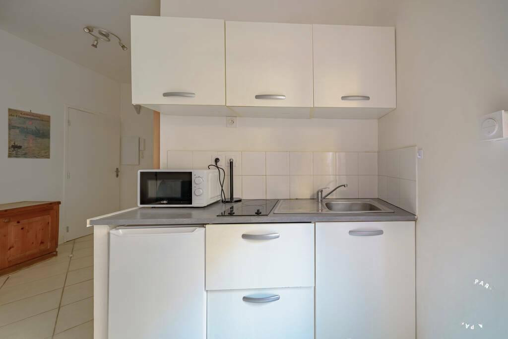 
                                                Location
                                                 Beau 2P meublé 36m² avec terrasse