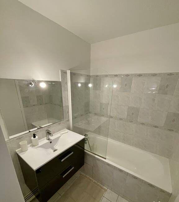 
                                                Location
                                                 Beau 2P meublé 37m² à Crimée