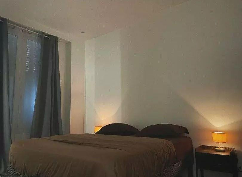 
                                                Location
                                                 Beau 2P meublé 37m² avec terrasse privée de 20m²