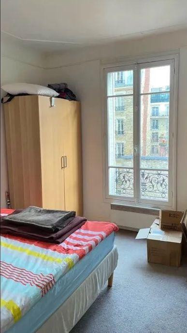 
                                                Location
                                                 Beau 2P meublé 37m² refait à neuf