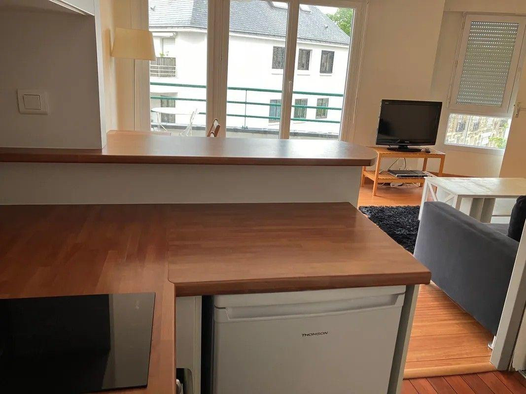 
                                                Location
                                                 Beau 2P meublé 38m² avec vue dégagée