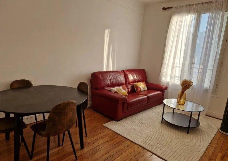 
                                                Location
                                                 Beau 2P meublé 38m² en plein cœur de Colombes
