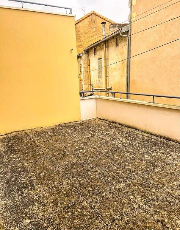 
                                                Location
                                                 Beau 2P meublé 39m² avec grande terrasse (50m²)