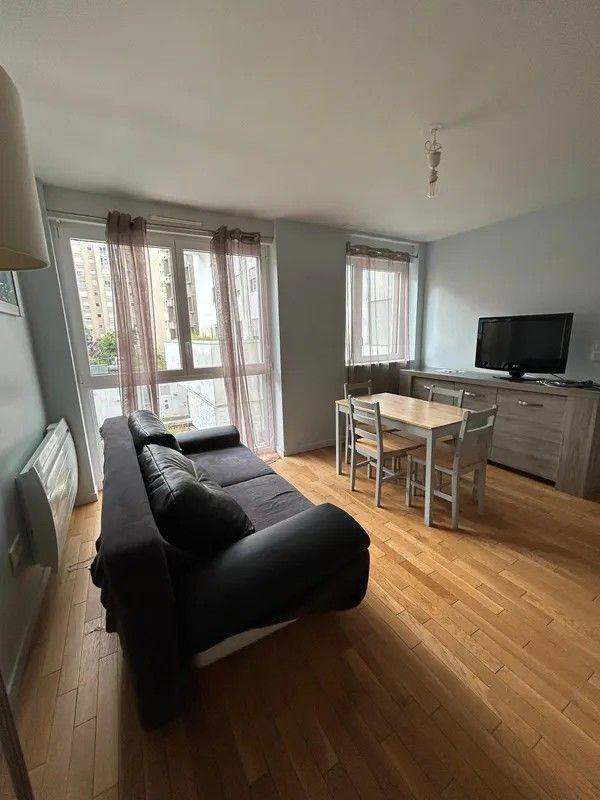 
                                                Location
                                                 Beau 2P meublé 39m²  immeuble récent label BBC
