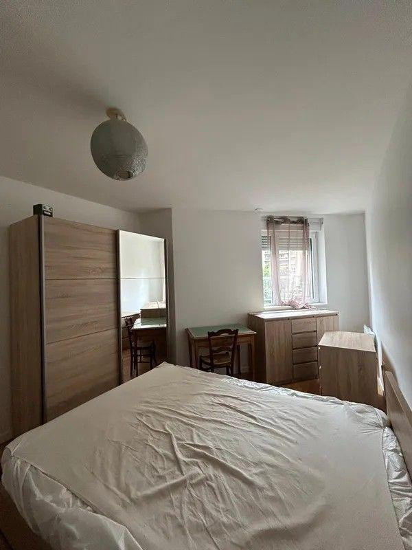 
                                                Location
                                                 Beau 2P meublé 39m²  immeuble récent label BBC