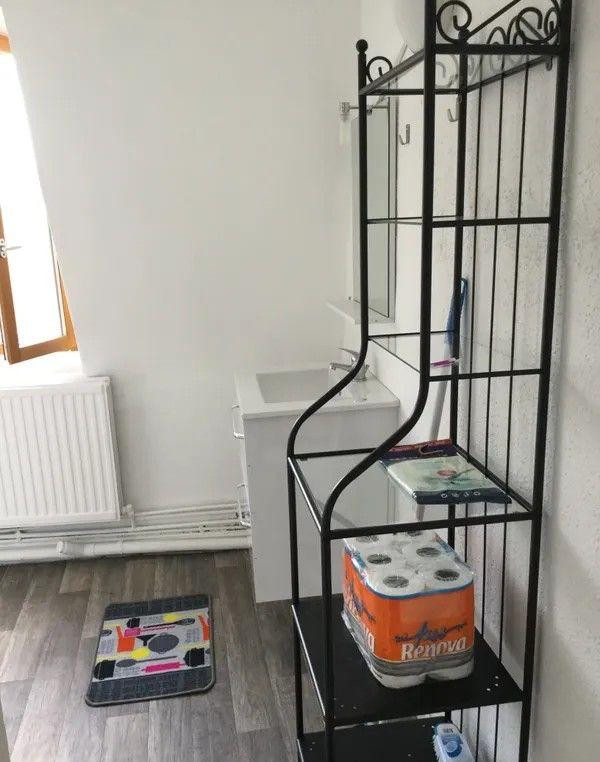 
                                                Location
                                                 Beau 2P meublé 40m² +12m² en mezzanine