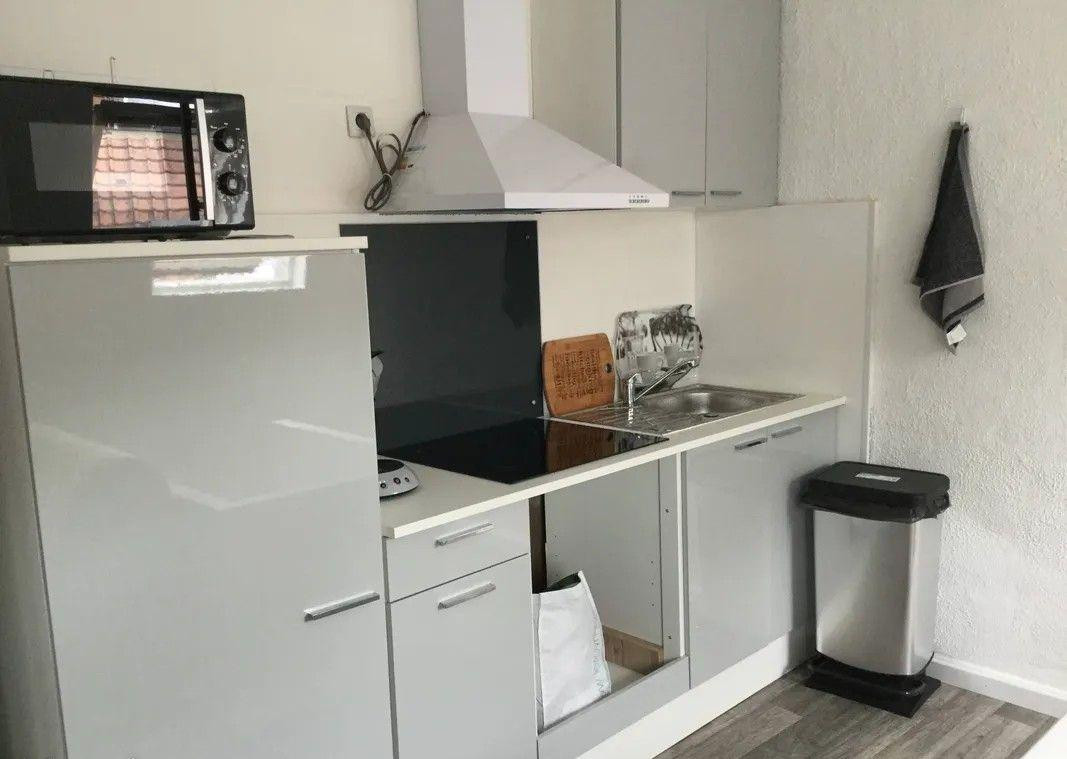 
                                                Location
                                                 Beau 2P meublé 40m² +12m² en mezzanine