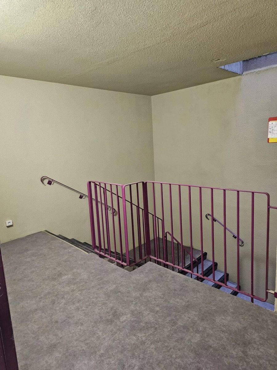 
                                                Location
                                                 Beau 2P meublé 40m²