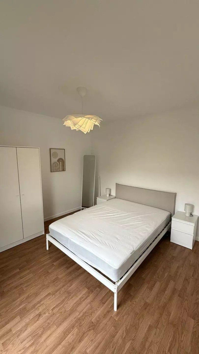 
                                                Location
                                                 Beau 2P meublé 40m² avec balcon et parking