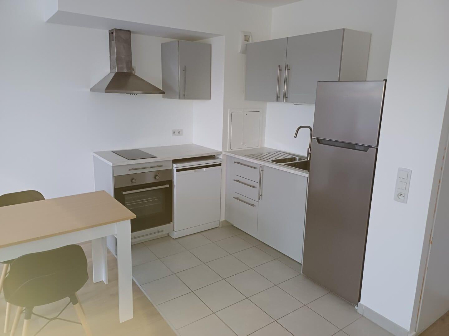 
                                                Location
                                                 Beau 2P meublé 40m² avec parking