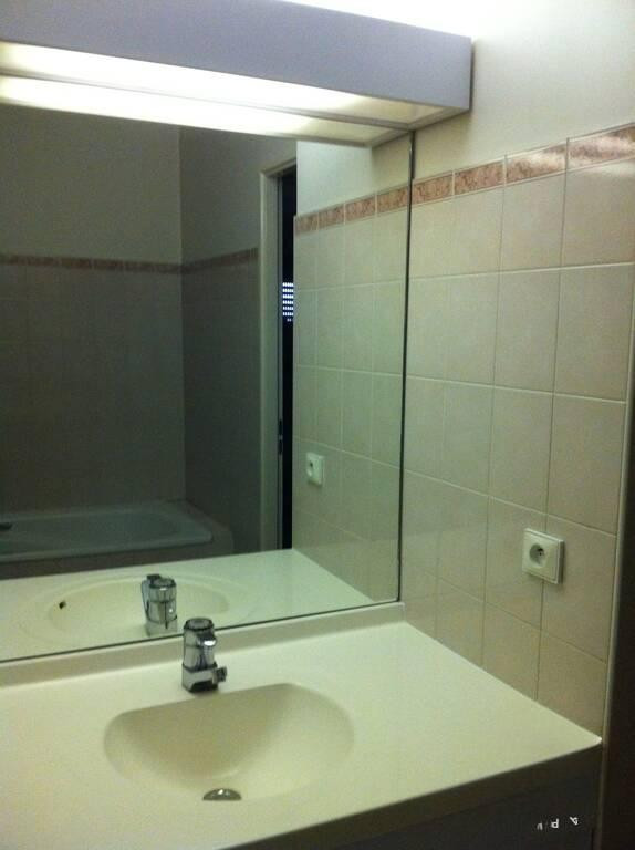 
                                                Location
                                                 Beau 2P meublé 40m² entièrement équipé