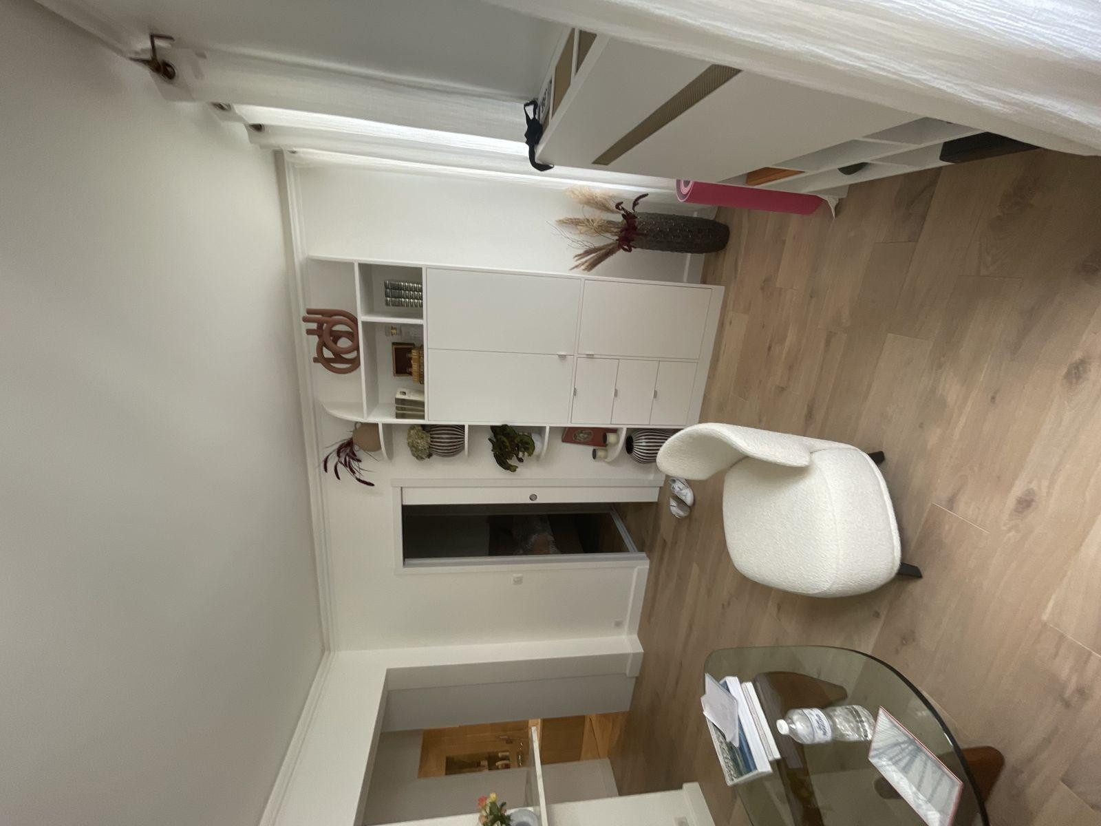 
                                                Location
                                                 Beau 2P meublé 40m² Pont de l’Alma