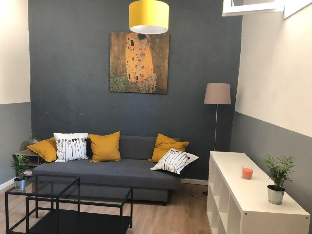 
                                                Location
                                                 Beau 2P meublé 40m² quartier Beaux Arts