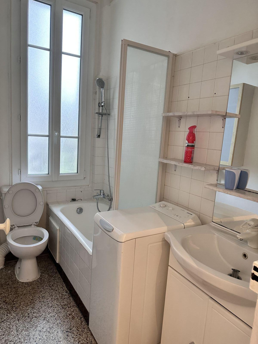 
                                                Location
                                                 Beau 2P meublé 41 m2 - Vitry Sur Seine