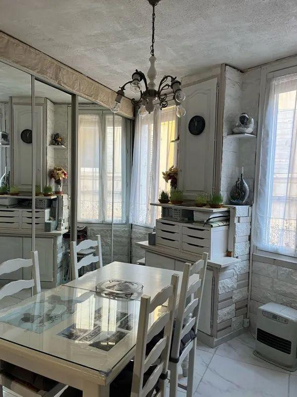 
                                                Location
                                                 Beau 2P meublé 41m² au cœur du Panier