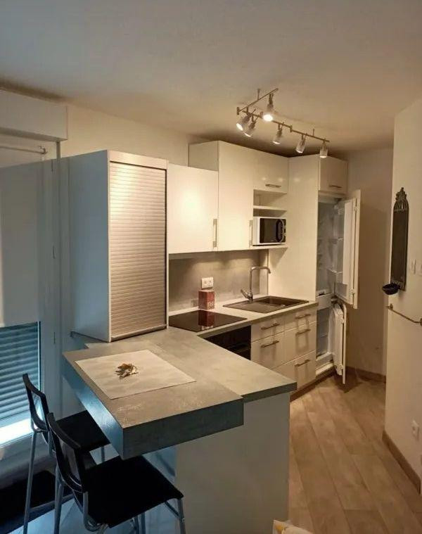 
                                                Location
                                                 Beau 2P meublé 41m² avec balcons