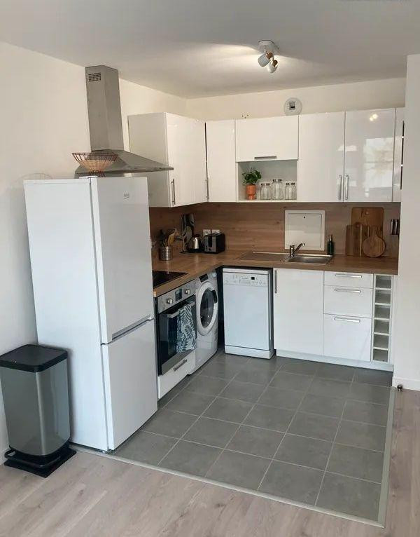 
                                                Location
                                                 Beau 2P meublé 41m² avec parking