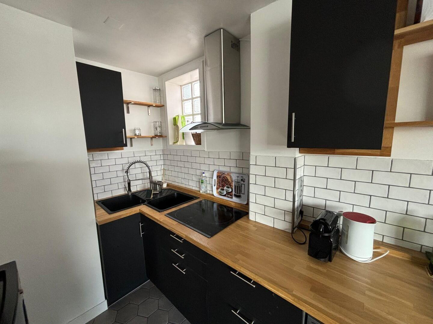 
                                                Location
                                                 Beau 2P meublé 41m² dans un quartier agréable