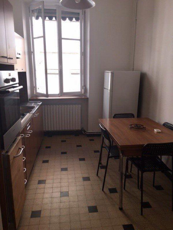 
                                                Location
                                                 Beau 2P meublé 42m²