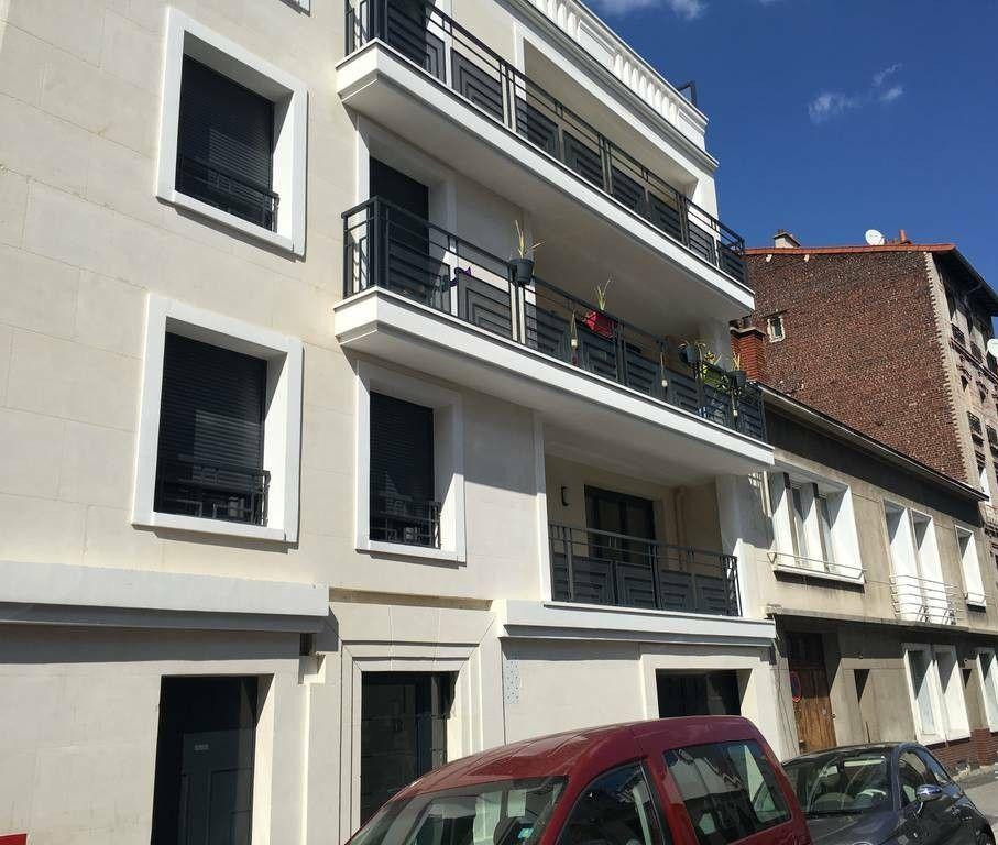 
                                                Location
                                                 Beau 2P meublé 42m² avec balcon 4m²