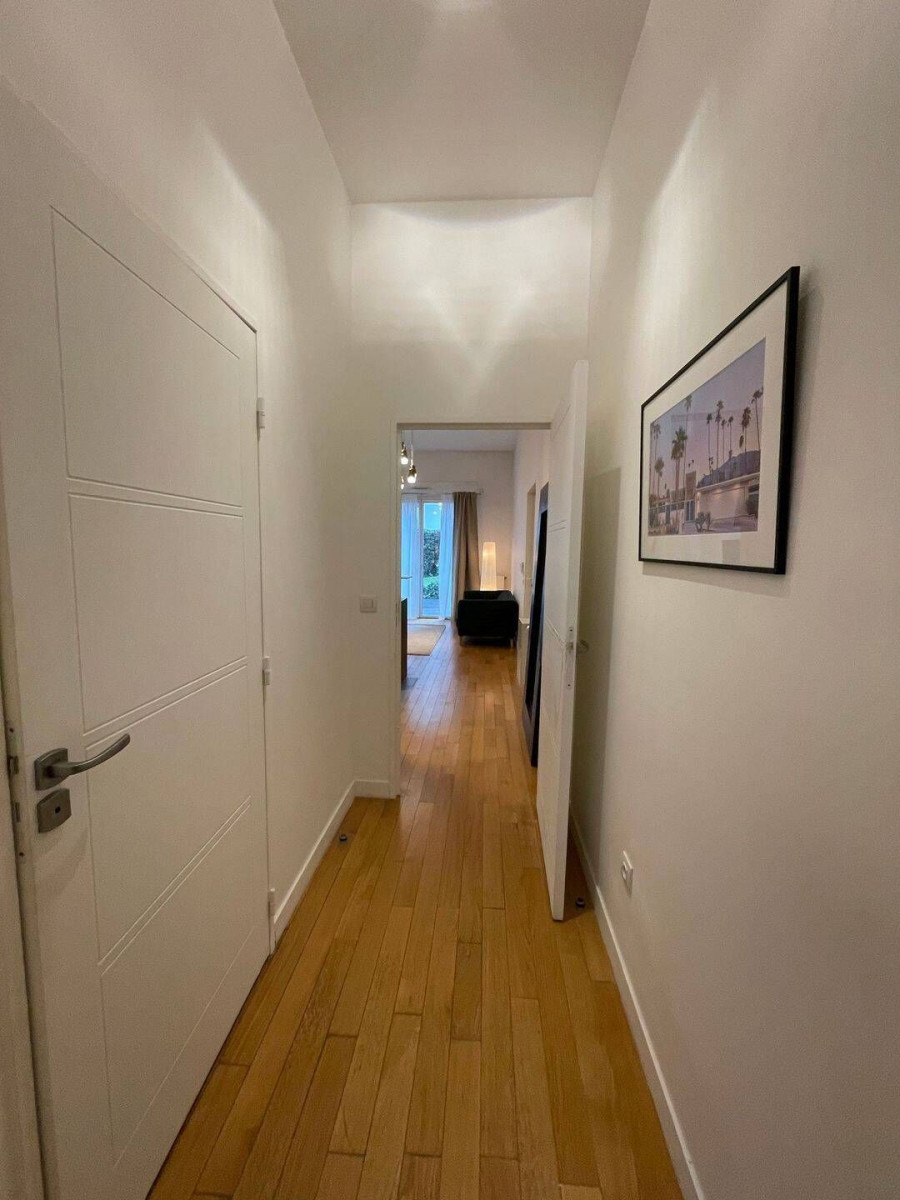 
                                                Location
                                                 Beau 2P meublé 42m² avec terrasse sud 12m²