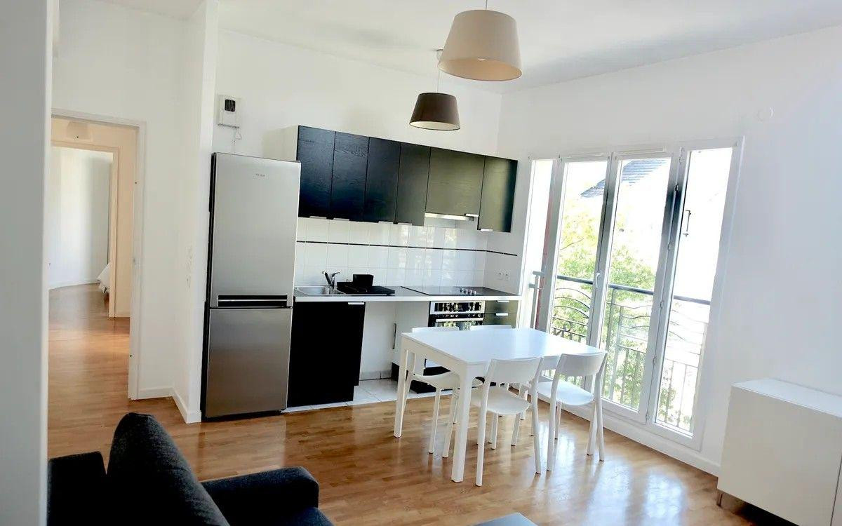 
                                                Location
                                                 Beau 2P meublé 42m² lumineux