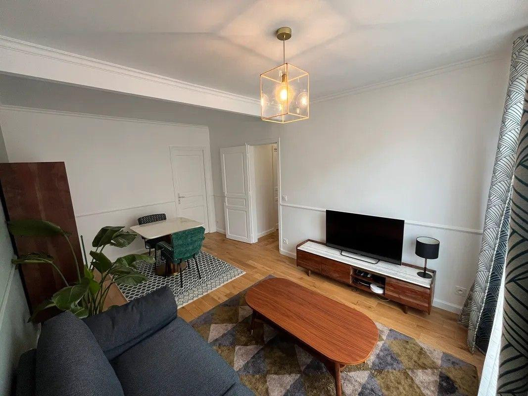 
                                                Location
                                                 Beau 2P meublé 42m² proche gare d’Asnières