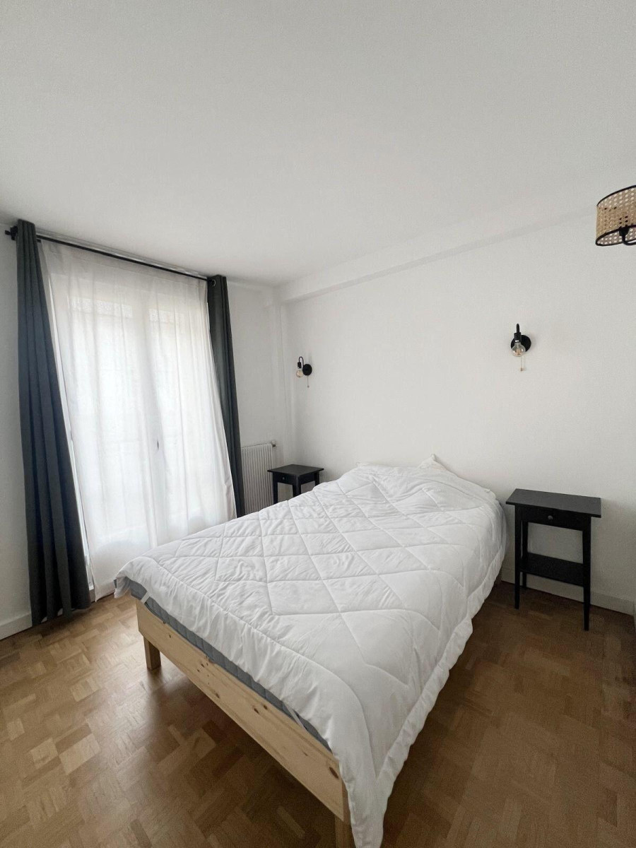 
                                                Location
                                                 Beau 2P meublé 42m² Quartier Notre-Dame