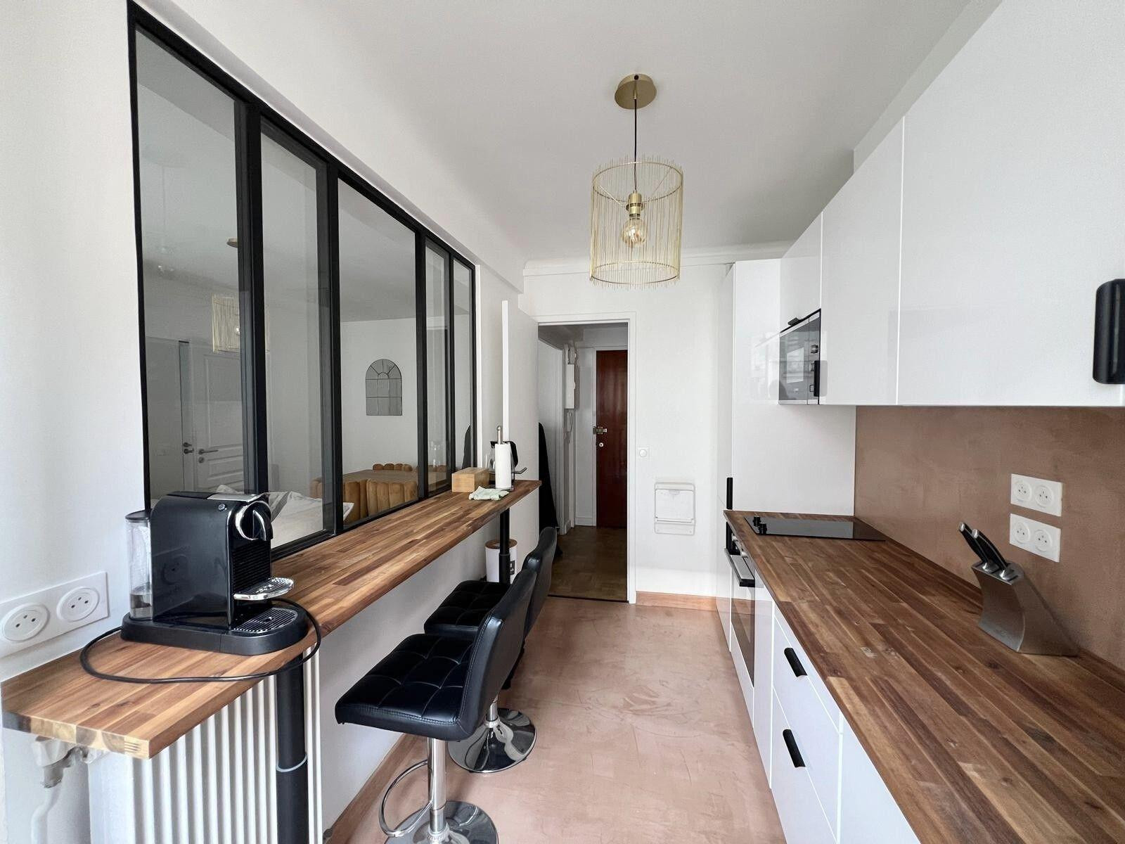 
                                                Location
                                                 Beau 2P meublé 42m² Quartier Notre-Dame