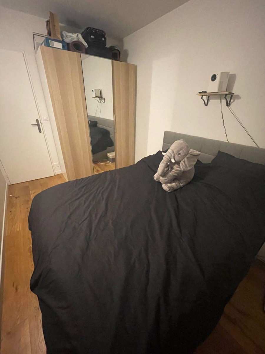 
                                                Location
                                                 Beau 2P meublé 42m² refait à neuf avec balcon