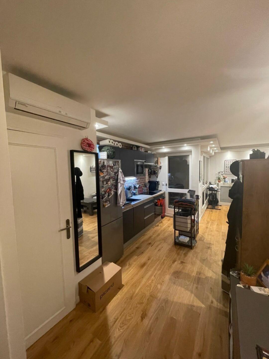 
                                                Location
                                                 Beau 2P meublé 42m² refait à neuf avec balcon