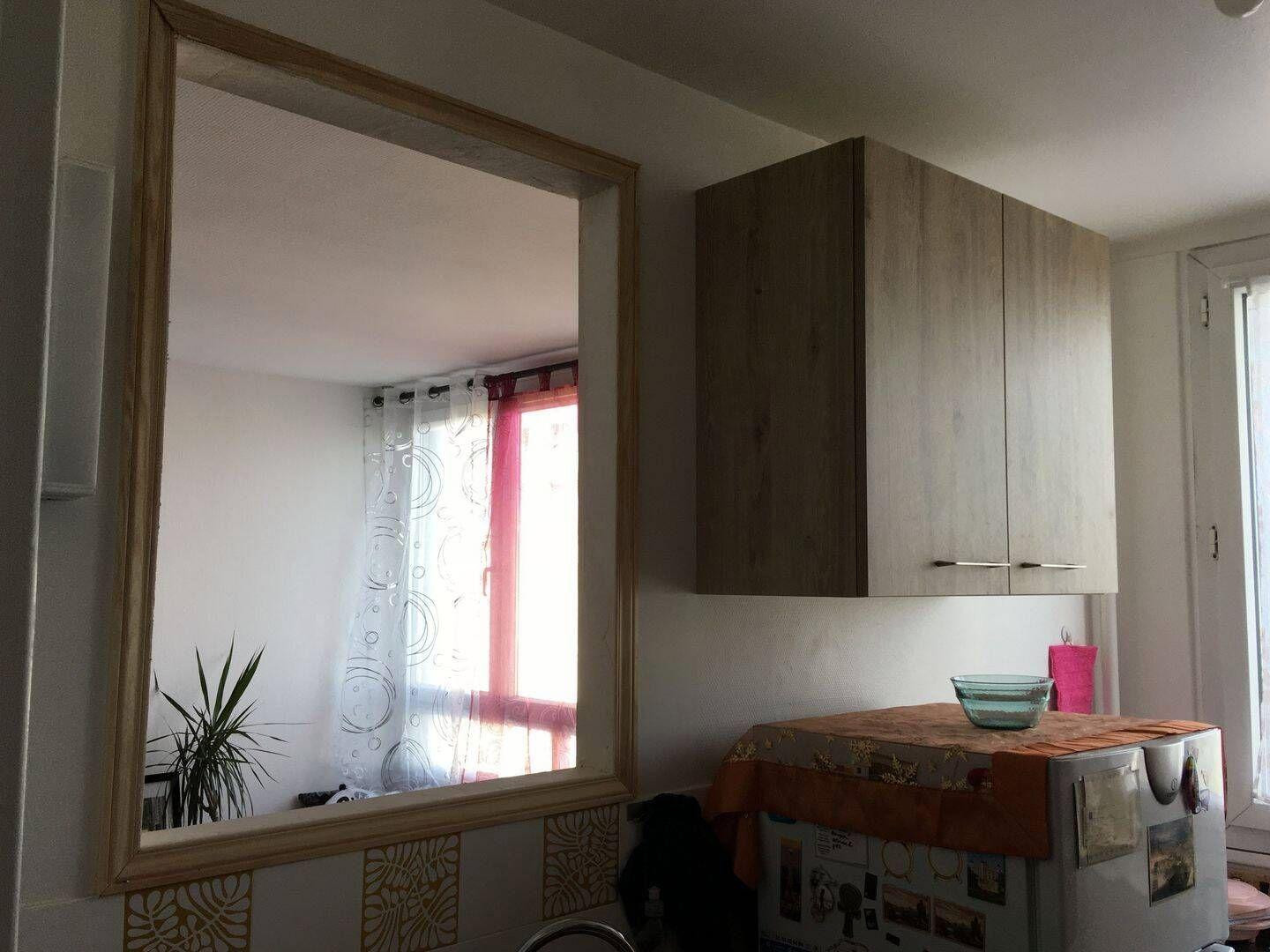 
                                                Location
                                                 Beau 2P meublé 43m² quartier animé du Forum