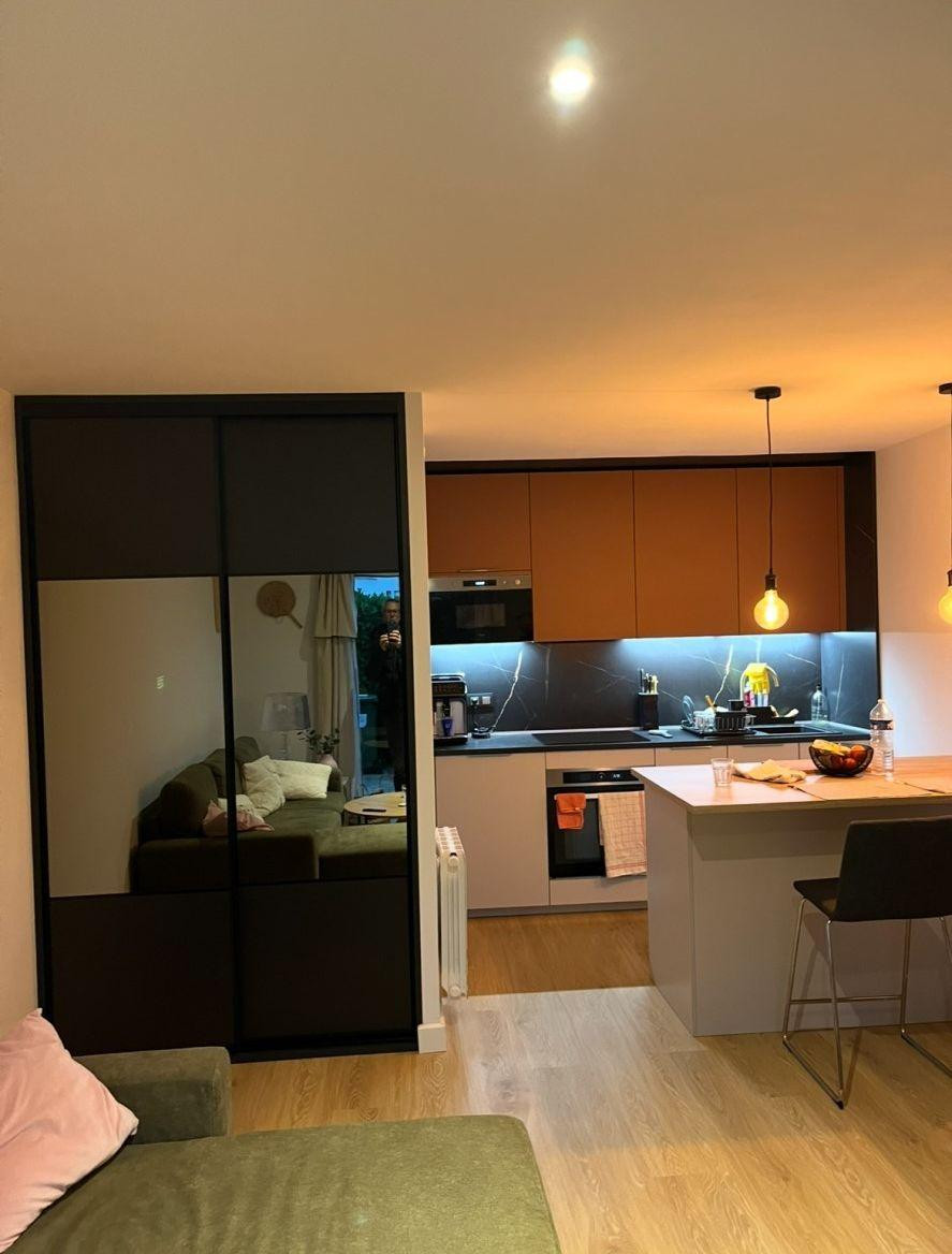 
                                                Location
                                                 Beau 2P meublé 44m² en duplex avec petit jardin