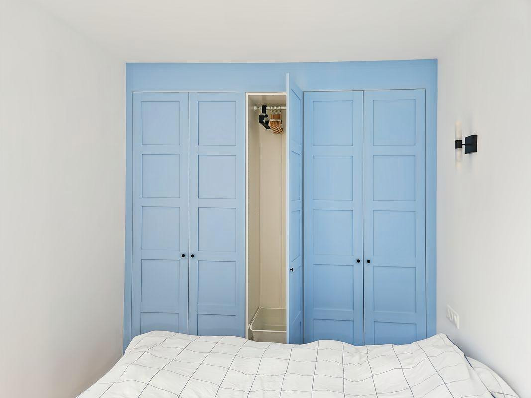 
                                                Location
                                                 Beau 2P meublé 44m² refait à neuf Courbevoie